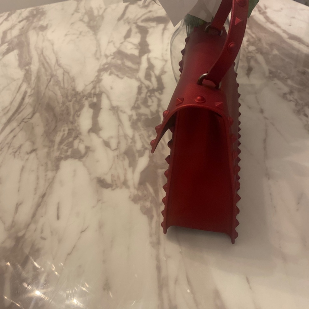 Red Purse - Picture 4 of 6